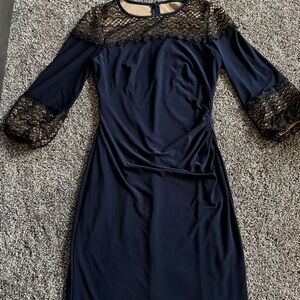 Cute Ralph Lauren dress in blue.
Size 4 mid length 
never worn, without tags.
